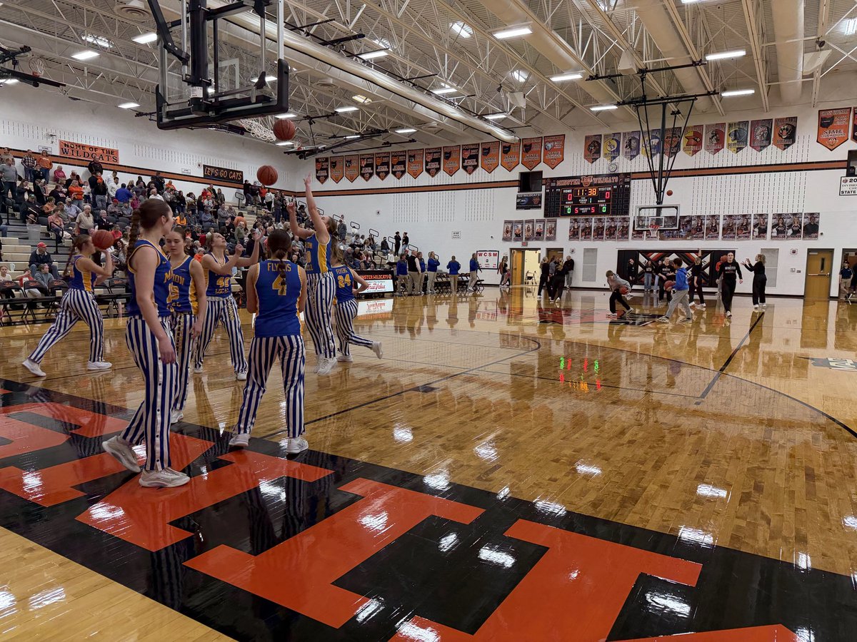 jenbeck44's tweet photo. Marion Local visits Minster. Both teams are 6-2 in the MAC as they look to wrap up the regular season and then prep for post season play. On the call tonight with Kelsey Bimer. https://t.co/Gj3iSUdsrV