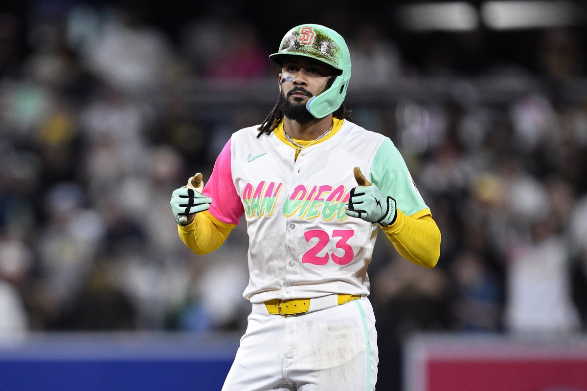 Fernando Tatis Jr. is one of baseball’s most electric players ⚡
El Niño put up 25 HR and 32 SB last season!