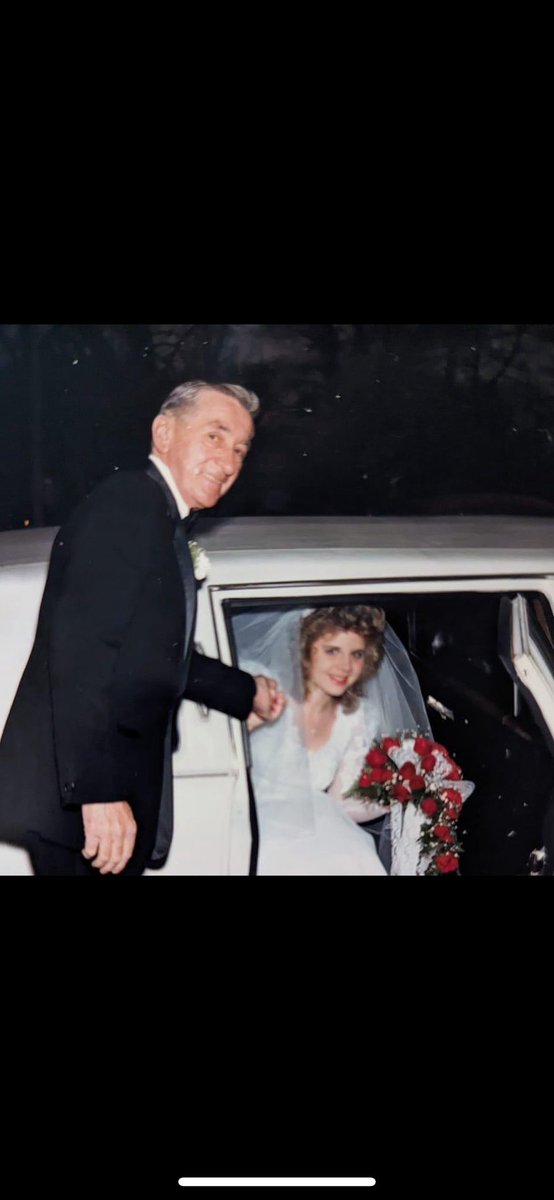 William J. Smith. Very likely DB Cooper. Note the narrow face. This is late 1980s. He fits the descriptions.