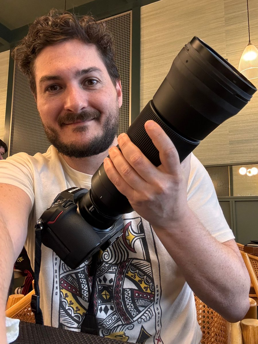 I wasn’t planning to upgrade in 2026. But when a quality $1,300 lens shows up for $700 because photographers are stampeding to mirrorless…I sensed an opportunity. 
Perhaps I'll invest in more "old" DSLR lenses...

brutallyhonestmicrostock.com/2026/02/13/the…