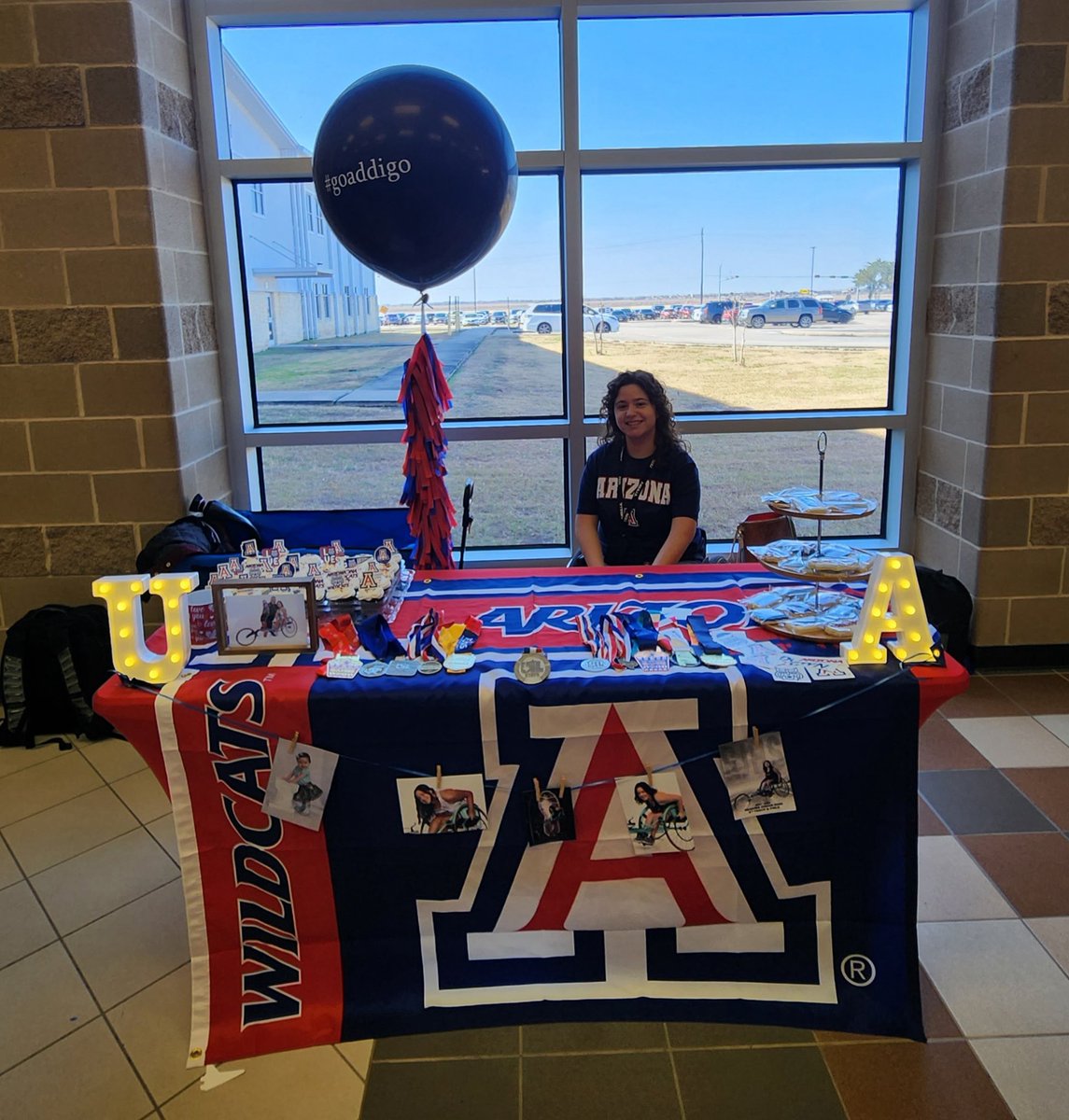 wgjones85's tweet photo. PROUD OF YOU @_addison__08 for signing with the @uarizona @UAZAdaptive Hardwork paysoff! Let’s get yourSeniorSeasonstarted Saturday!! @katyisd BubbaFifeRelays! @pinkpatterson @grhsgirlxctrack @CoachADutch @StatScinta @vypehouston @HoustonChronHS @DTGotera @uiltexas @LamarCISD https://t.co/ClzJpwzJ52