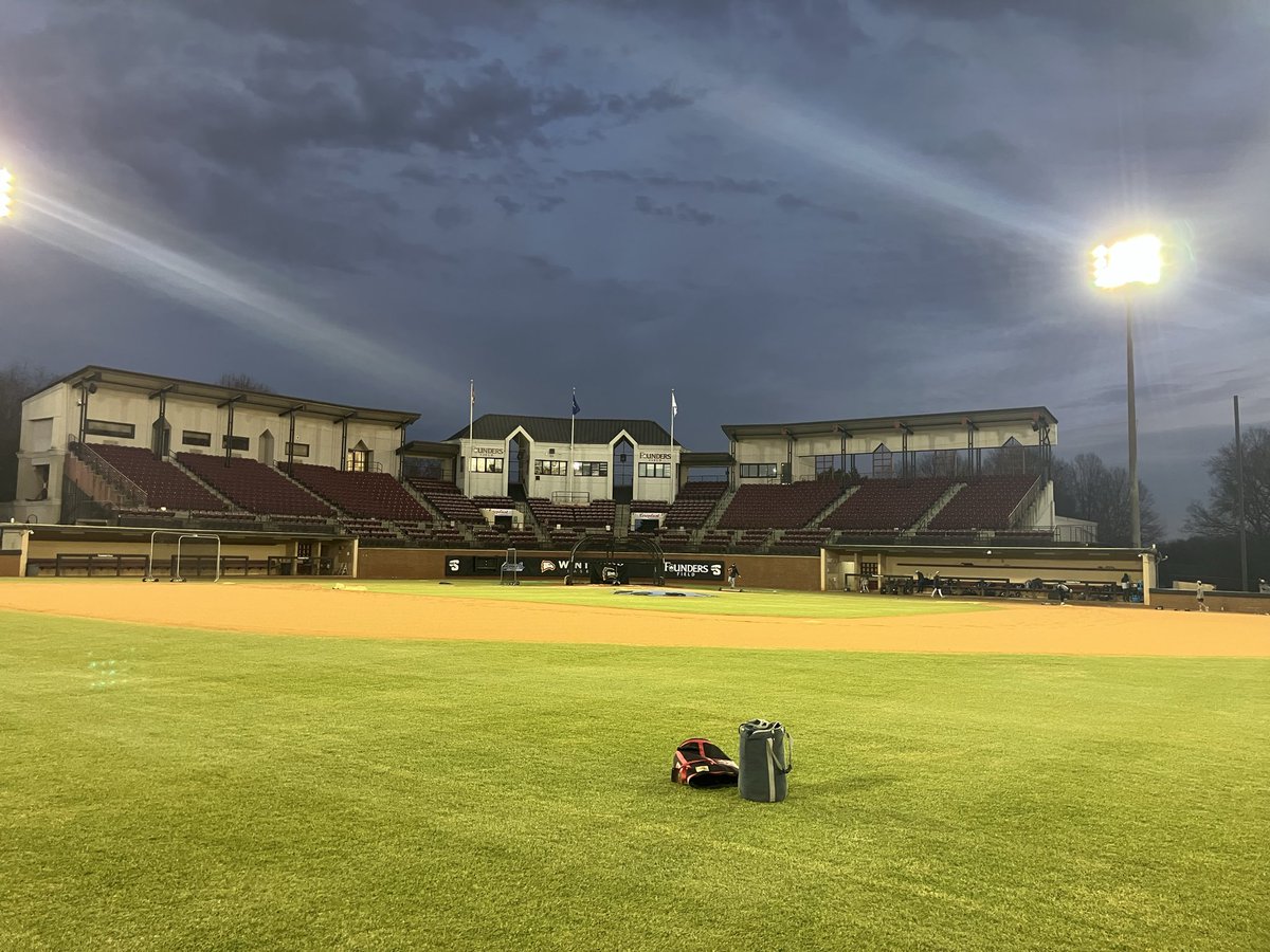 Edwin Thompson tweet media