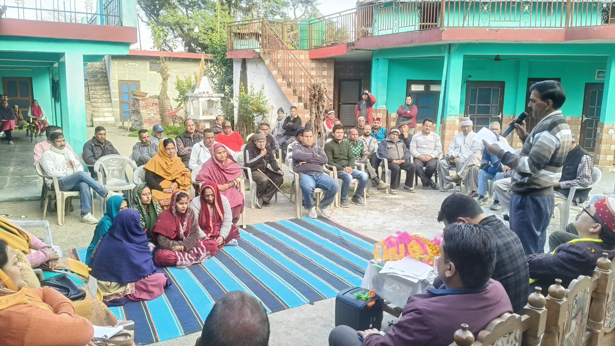 thural4bjp's tweet photo. सुलह विधानसभा के बूथ भिल्ला एवं बच्छवाई में बूथ समीक्षा बैठक संपन्न।
माननीय विधायक Vipin Singh Parmar जी ने विकास कार्यों की समीक्षा की और कांग्रेस सरकार द्वारा निधि रोके जाने पर चिंता व्यक्त की।
संकल्प —
बूथ सशक्त, भाजपा मजबूत।
#BJP #Sullah @Vipinparmarbjp #Himachal https://t.co/sIZ9fqnjJk