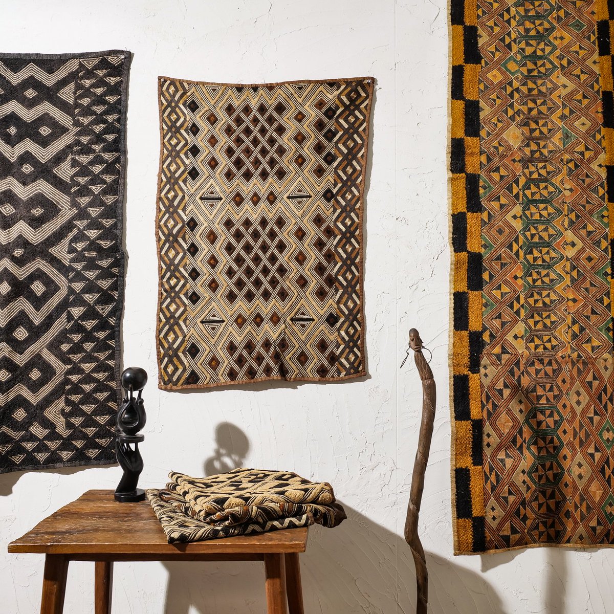 NEW アフリカ民族布 クバ王国のラフィア布 ラフィア椰子の繊維から作