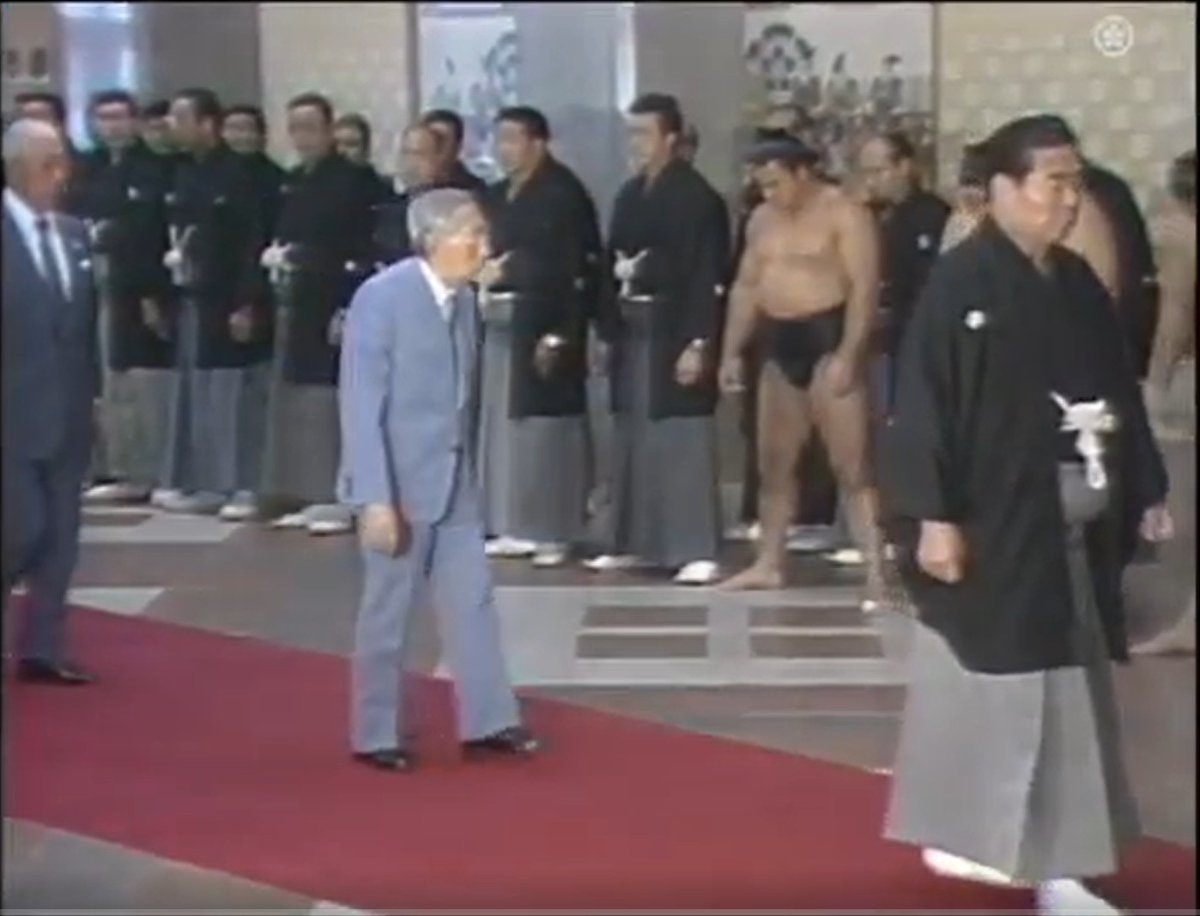 アーカイブ場所】 昭和60年五月場所中日。 天覧相撲は御前掛かりの