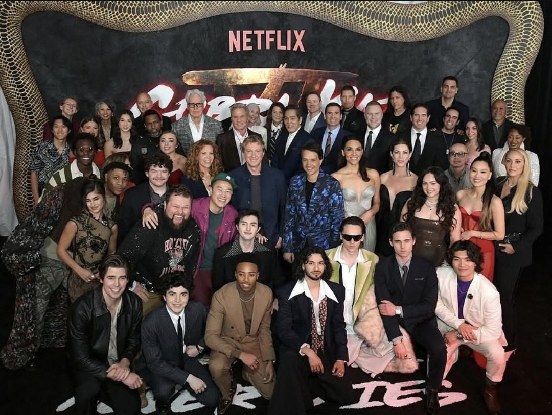 On February 12th 2025!
The cast of "Cobra Kai" unites for an emotional goodbye at the star-studded Hollywood Premiere! 
Marking the end of an era!
Fantastic group shot to mark the occasion! #FinalFarewells