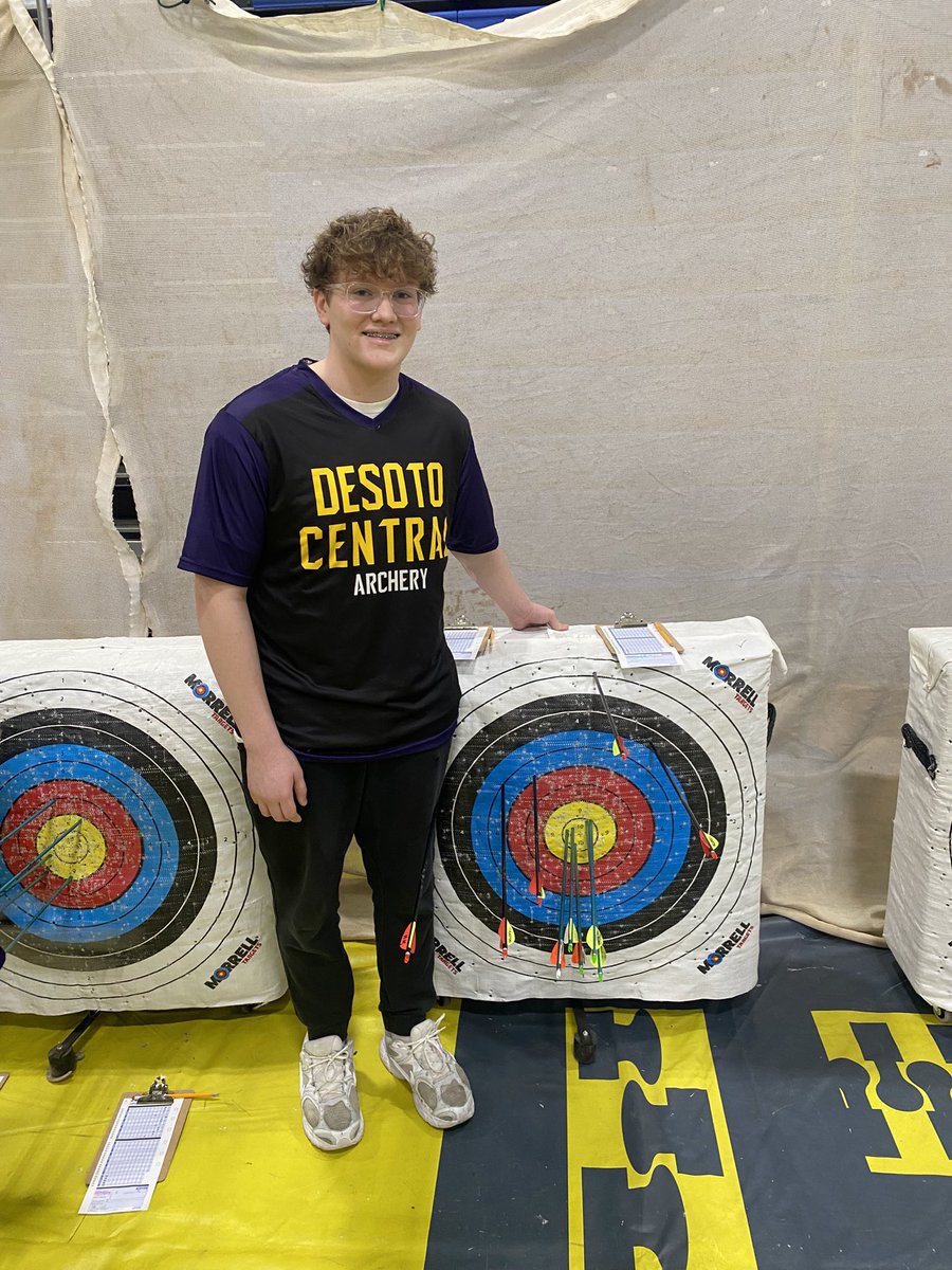 DeSoto Central Archery tweet media