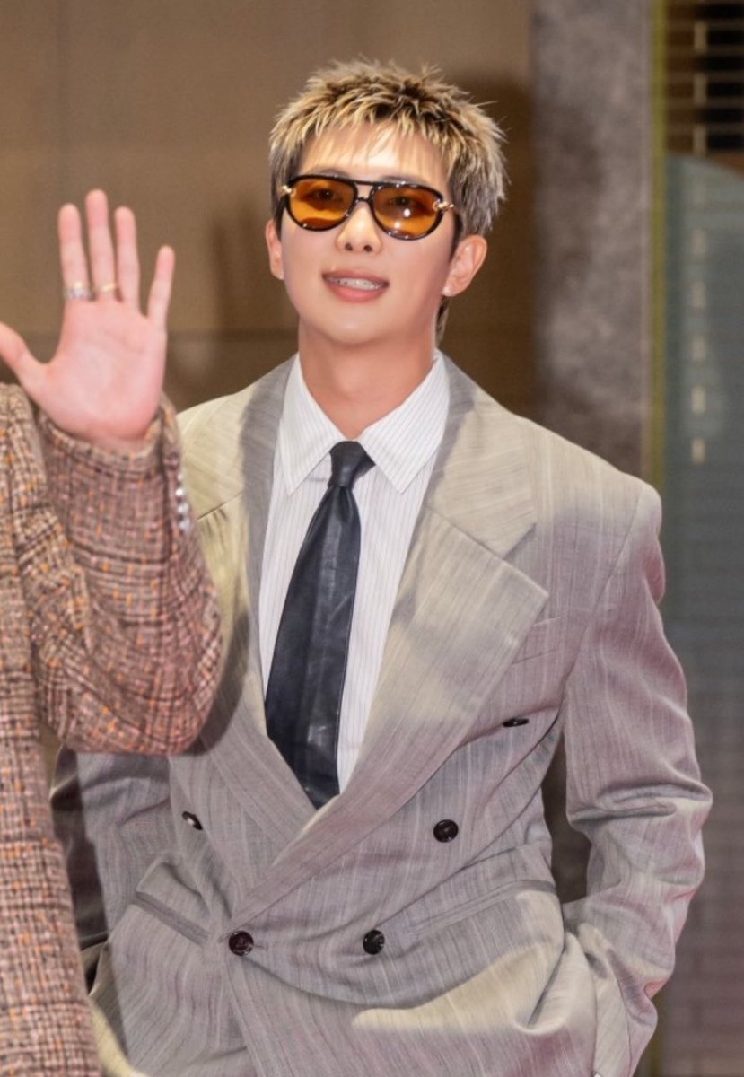 j.m (@jm7jimin) on Twitter photo 