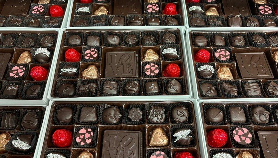 Mueller Chocolate Co tweet media