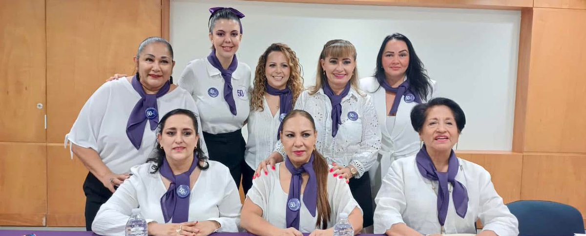En 50+1 estamos integradas por mujeres comprometidasque encabezan nuestros capítulos.Hoy reconocemos el liderazgo de nuestra Presidenta Nacional <a href="/ClauCorichi/">Clau Corichi Oficial</a>; de la Presidenta <a href="/50mas1QRoo/">50+1 Quintana Roo</a> <a href="/ludimenchaca/">Ludivina Menchaca</a> y la Vicepresidenta <a href="/haydecancunense/">Hayde Saldaña</a>.
#Somos50más1
#JuntasPorLaIgualdad