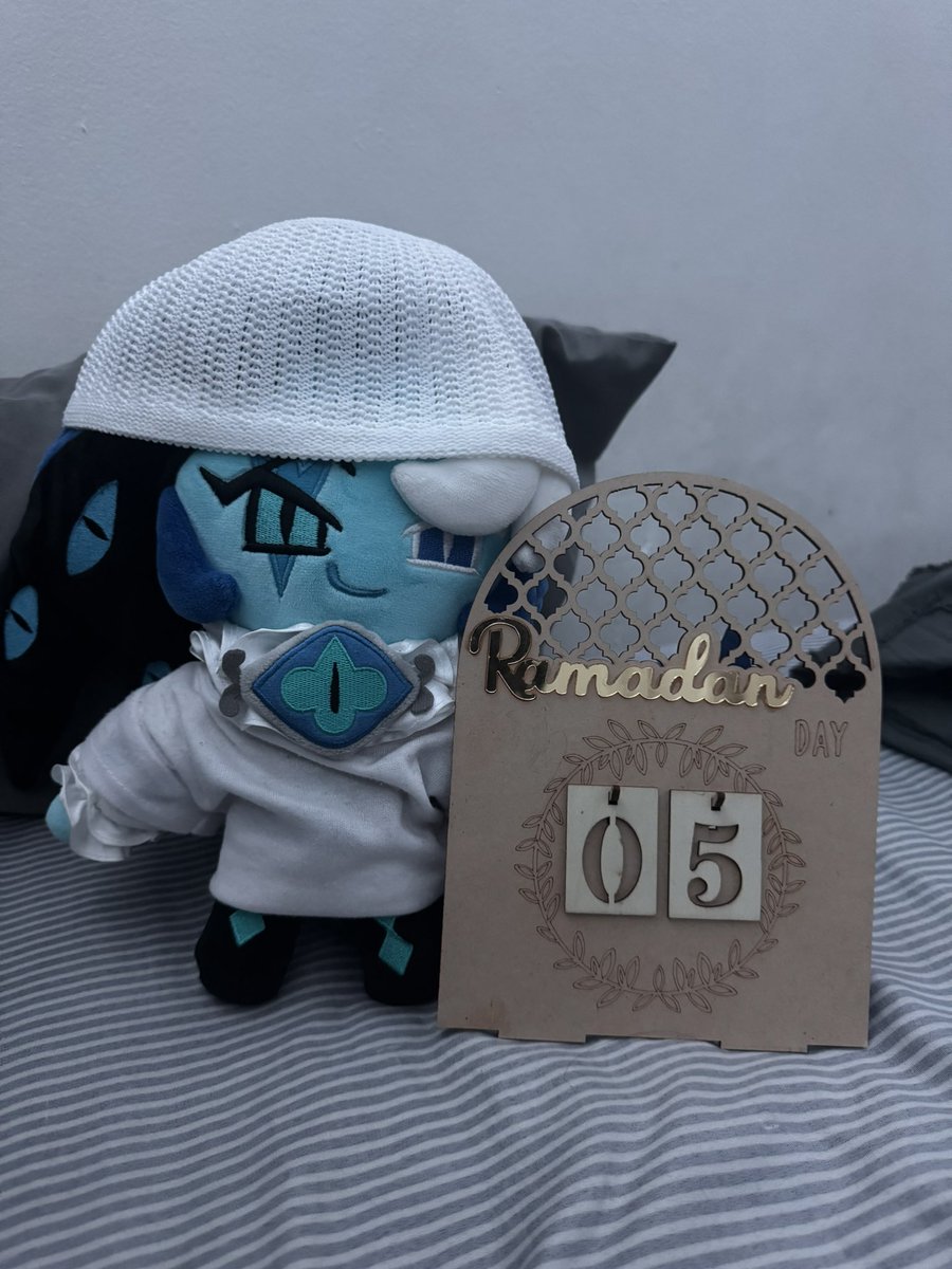 hawkoffthetuah's tweet image. thank you brother of Islam shadow milk cookie for reminding me that Ramadan is in five days 🙏