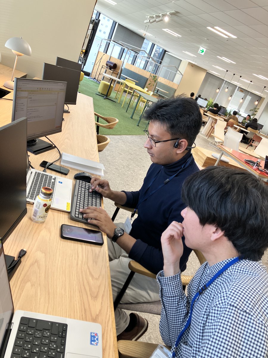 🌎外国人インターン進行中！
バングラディシュからインターン参加してくれています。弊社としても初のチャレンジです。お互いに良い刺激を受けております。プロジェクトメンバーとして実装開始してもらっています！
仕事も日本も思いっきり体験してほしいと思います。