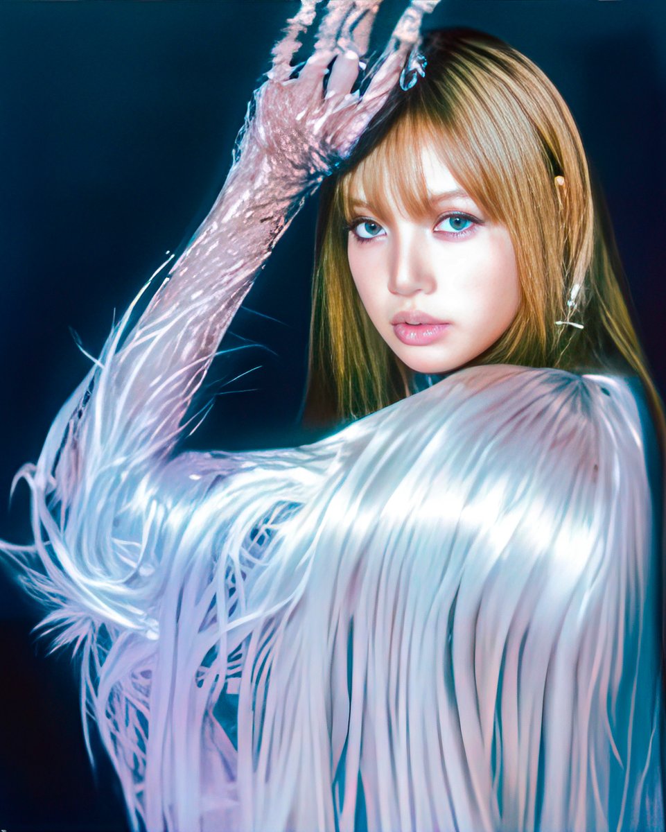 ☆ (@lalisa4k) on Twitter photo 