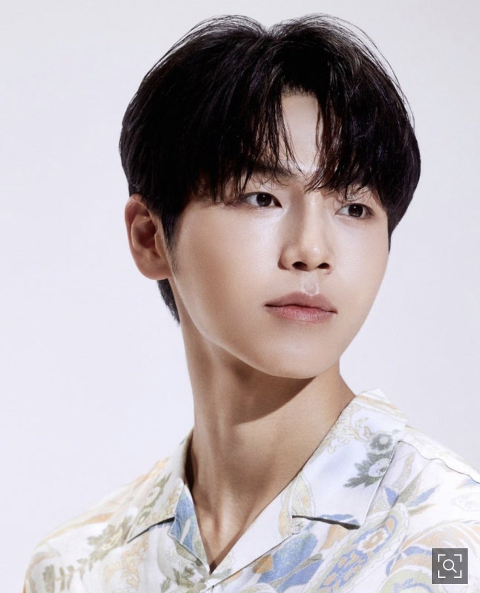 chidchayeol's tweet photo. อิมซูบิน เตรียมรับบทนำในละครเบสบอลเรื่อง "Gift" ร่วมกับคิมอูบิน ทาง tvN 🥹

นับเป็นการเริ่มต้นอาชีพการแสดงอย่างจริงจังอดีตนักเบสบอล เคยเล่นในตำแหน่งพิชเชอร์มานาน 10 ปี ก่อนที่อาการบาดเจ็บจะทำให้เขาต้องเปลี่ยนมาทำงานในวงการบันเทิง

กรี้ดดด นักแสดงซูบินมาแน่ ปัง
#singlesinferno5 https://t.co/feiWzRcNQE