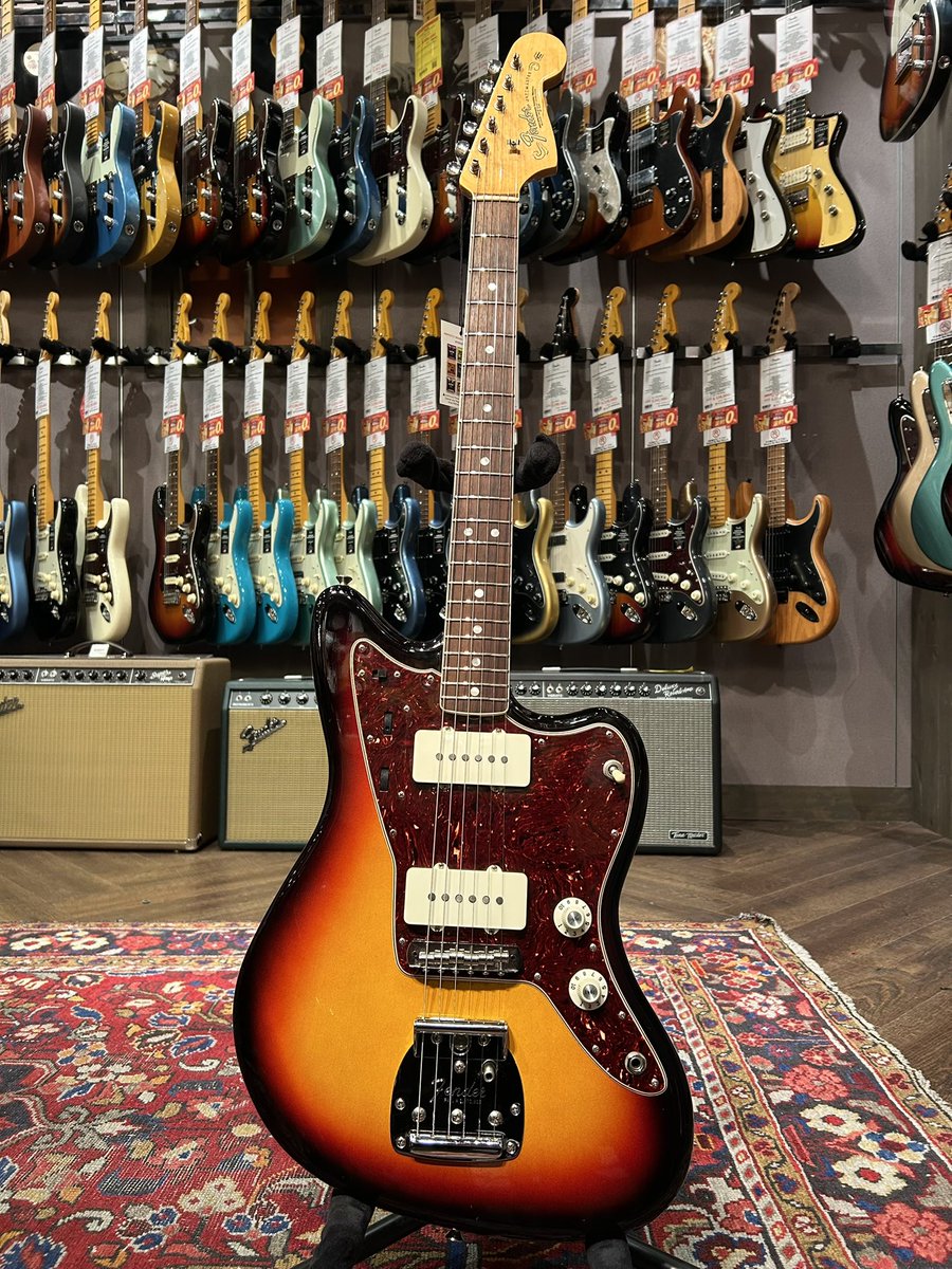 中古新入荷！ Fender / New American Vintage 65 Jazzmaster 1965年