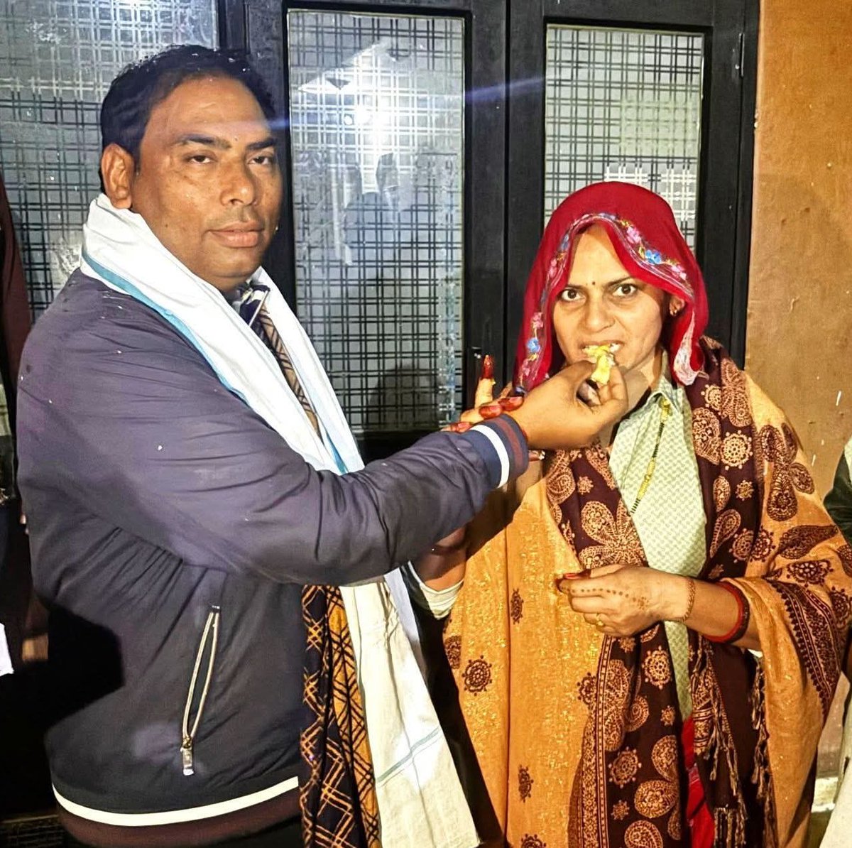 MukeshNakwal's tweet photo. 📍सपोटरा से लोकप्रिय विधायक भाईसाहब @ErHansrajMeena एवं श्रीमती मीरा मीणा भाभीजी को वैवाहिक वर्षगांठ पर ढेर सारी बधाई एवं शुभकामनाएं। https://t.co/nNY8Gm5PAB