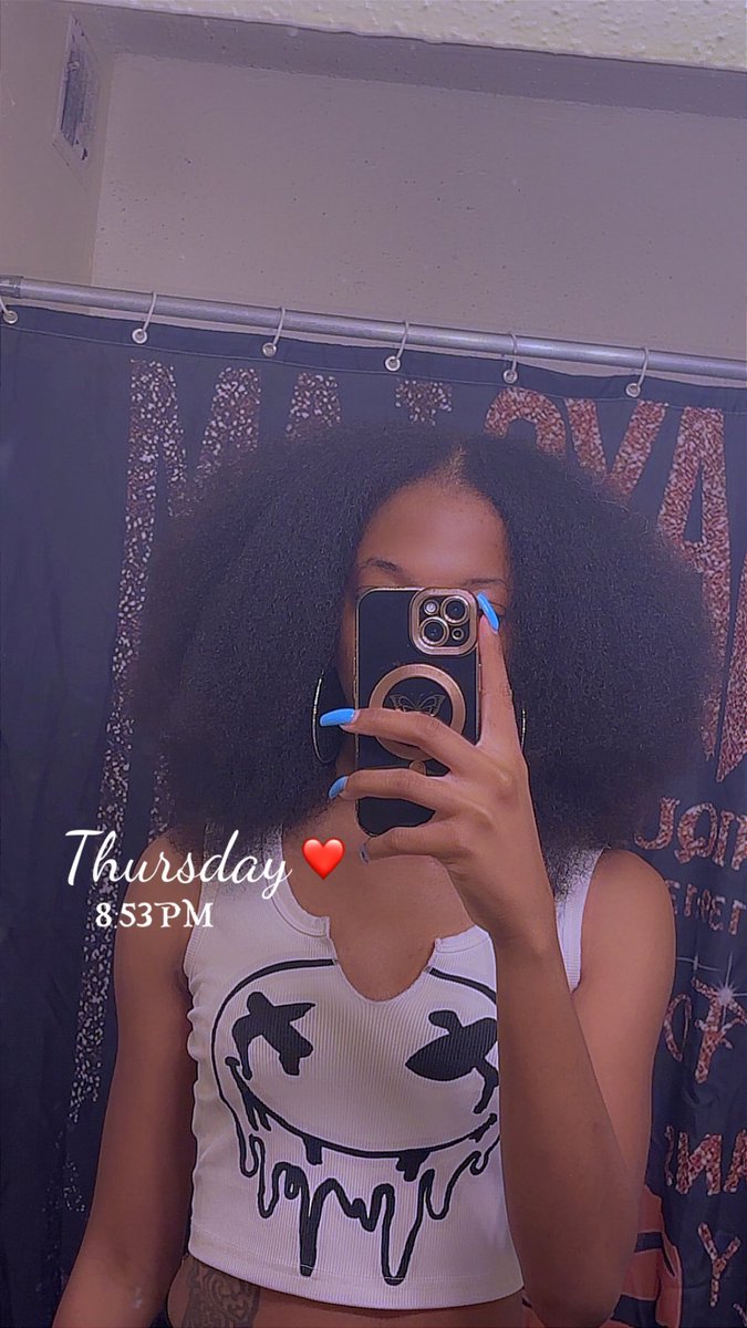 slimgoddess_1's tweet photo. Space #naturalqueen https://t.co/lf3fkx698V