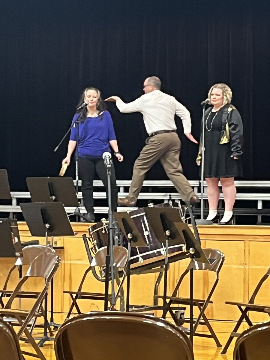 Robert Drews tweet media