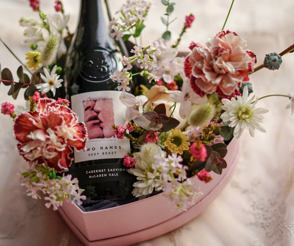 Valentine’s Day is for the Sexy Beast 👩‍❤️‍💋‍👨
No flowers. No chocolates. Just some seriously good Cabernet!
Share the love and celebrate with 14% off the 2023 vintage, use the code VALENTINE14 online only.
⁠
Shop now: bit.ly/THW-23SB
📷 IG/ ___cadamomento ___cadamar