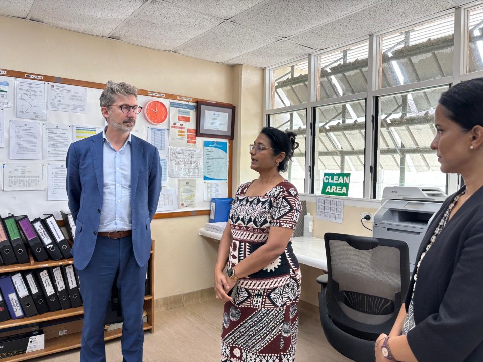 AmbGlobalHealth's tweet photo. 🇫🇯's CDC is now better able to detect diseases and contain outbreaks, thanks to a long-standing partnership with 🇦🇺's Doherty Institute funded by the 🇦🇺 Government. This includes a PCR capability for COVID, establishing a genomics laboratory and achieving measles accreditation. https://t.co/YicnOjPh0g