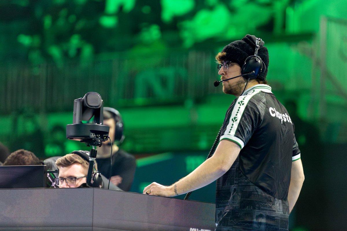 Samuel Bennett 📸: 🔜 MAJOR II tweet media