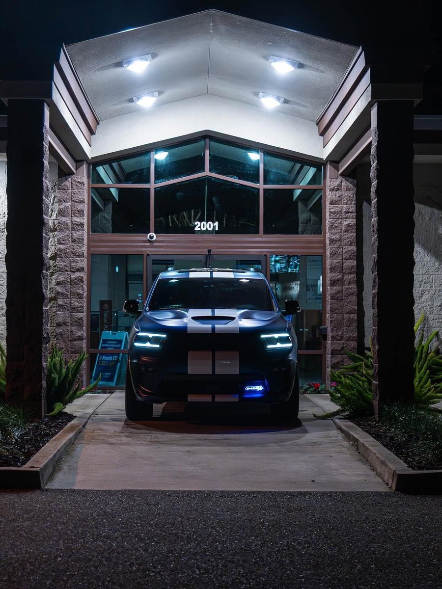 Shine Graffix tweet media