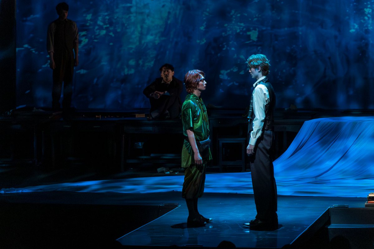 【観劇レポート📝】
“大人になる”とは何か──舞台『ピーターとアリス』が問いかける記憶と現実📚
lp.p.pia.jp/article/news/4…

舞台映像📹も到着！

#ピーターとアリス
#ぴあステージ