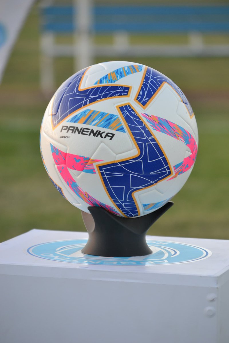 RojasArgentino's tweet photo. Se presento oficialmente el Torneo ARGENTINO Rojas 2026.
Destacando la presencia de  River, Independiente, Vélez, Argentinos Jrs, Talleres y Sarmiento, entre los 28 equipos que disputarán la 20ª edición del torneo.
Además, se inauguró la iluminación Led del micro estadio.
🩵🤍🩵 https://t.co/4UcahXmbFO