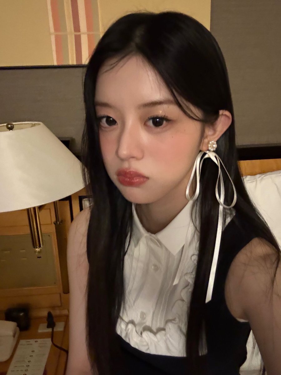 ILLIT WEVERSE tweet media