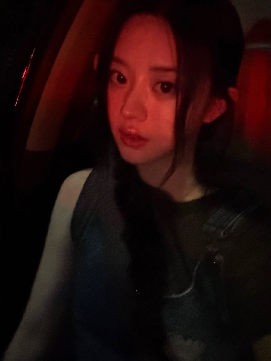 ILLIT WEVERSE tweet media