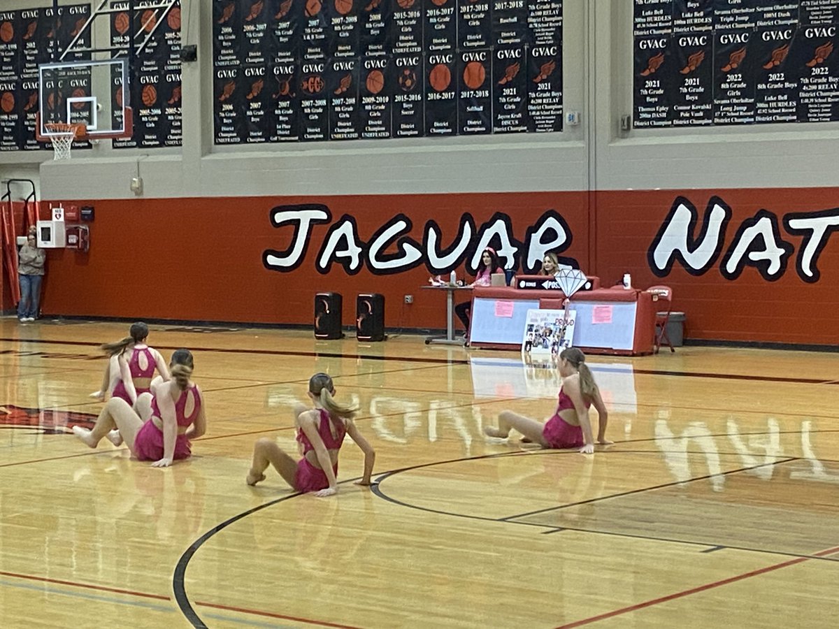 Canyon Middle School tweet media