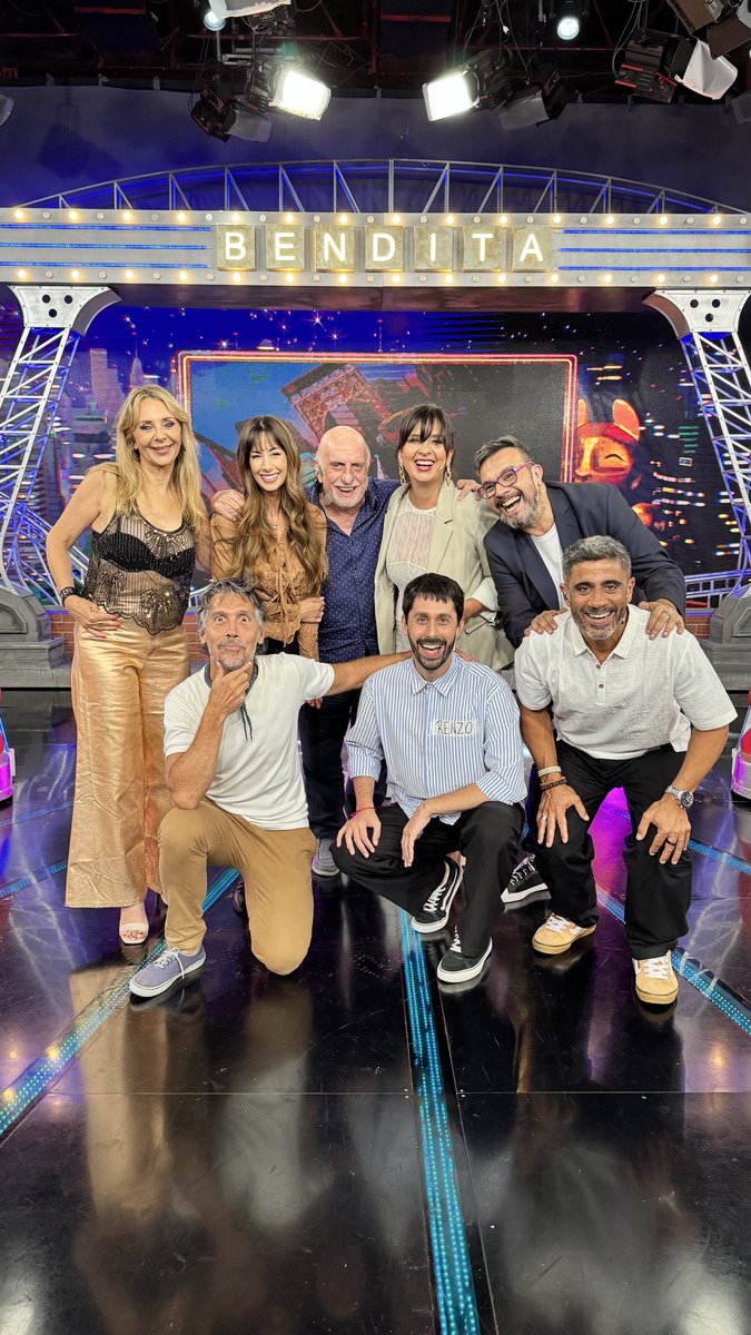 Aguante <a href="/BenditaOk/">Bendita</a> x <a href="/canal9oficial/">El Nueve</a>