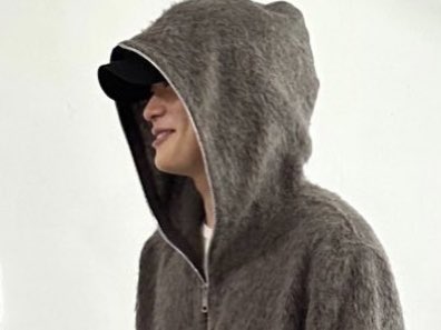 this jaehyun with the dimple out…