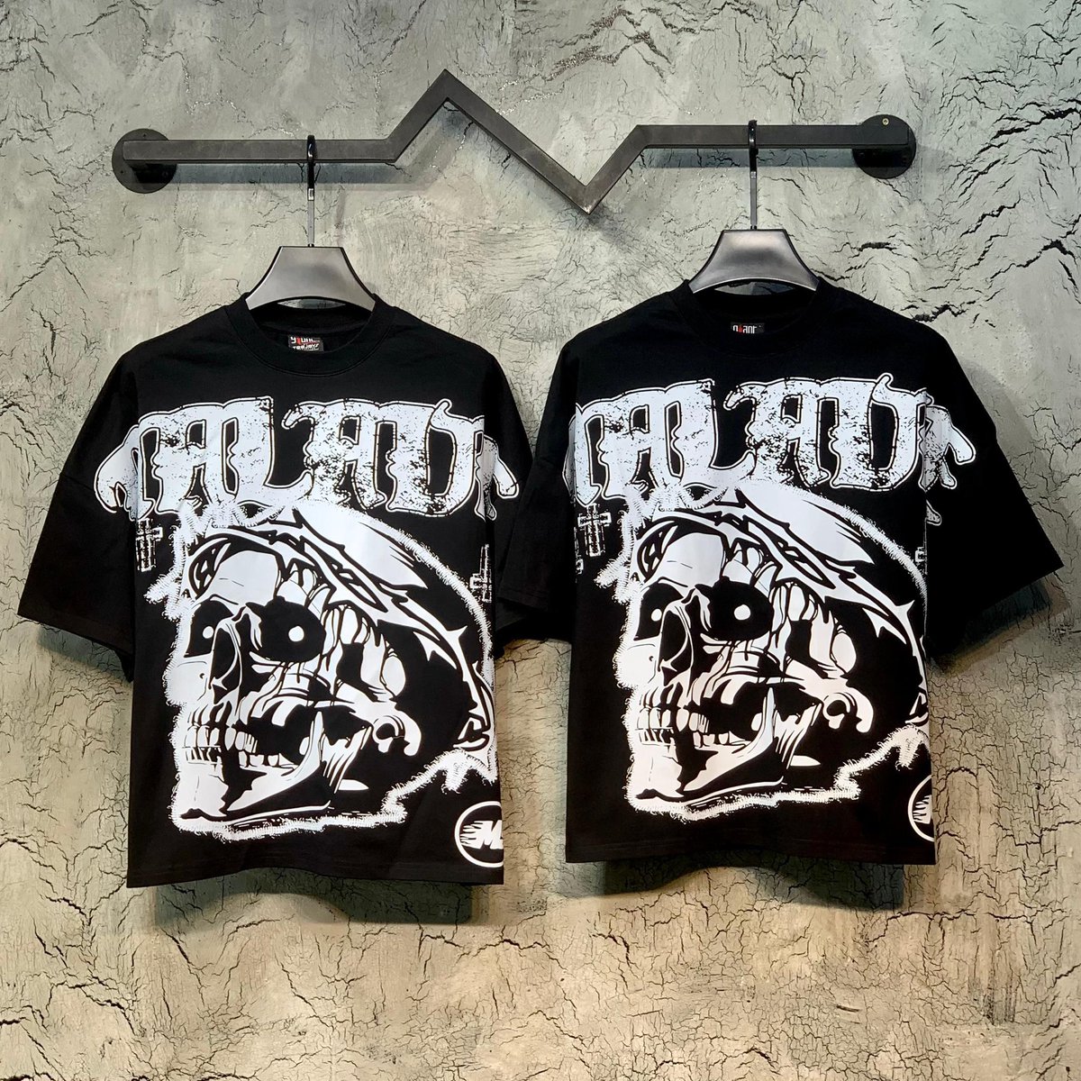 VluxEssentials's tweet photo. *💯QUALITY URBAN CROP TOP* 
*PRICE 🏷 25,000 LAST*
*AVAILABLE IN SIZES* https://t.co/iHUz3aGpQk
