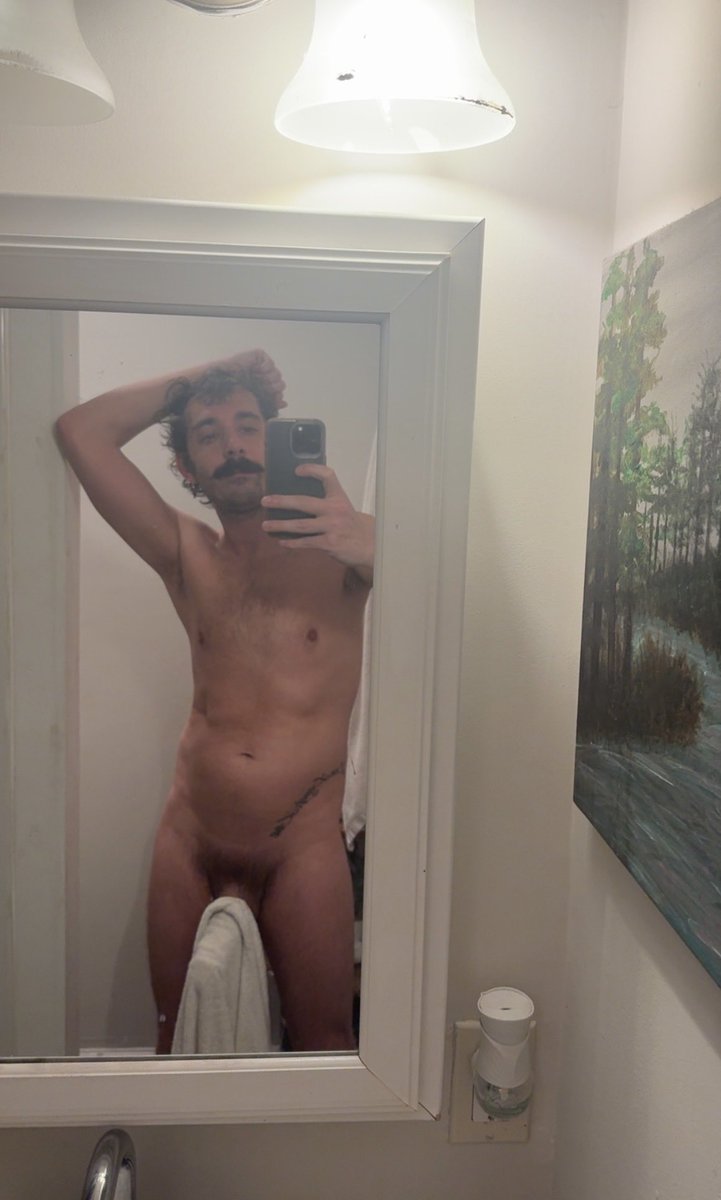 SlutMaker tweet media
