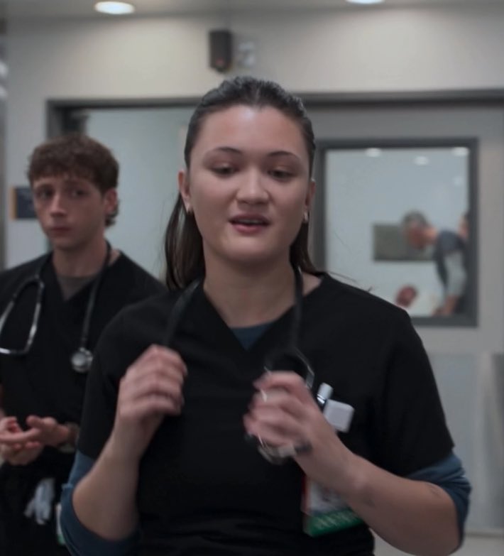 his side eye when trin mentions him playing farm boy again 😭😭