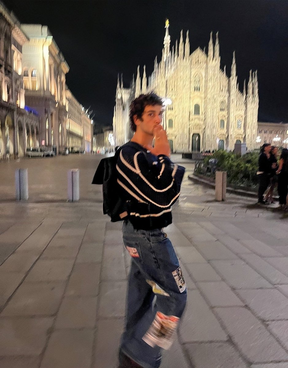 ᅟ
ᅟ     
ᅟᅟ
ᅟᅟ
ᅟ     
ᅟᅟ
ᅟ