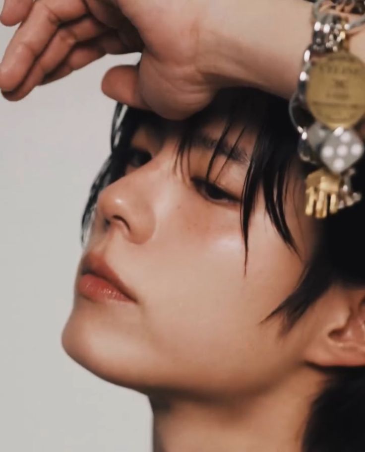 닉 Klaus tweet media