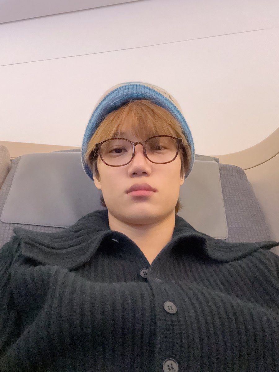 zkdlindaily's tweet photo. [💭] https://t.co/5gFhXorbAT