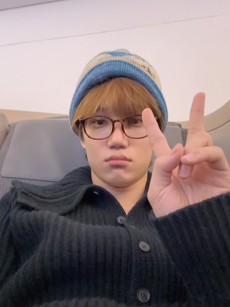 zkdlindaily's tweet photo. [💭] https://t.co/5gFhXorbAT