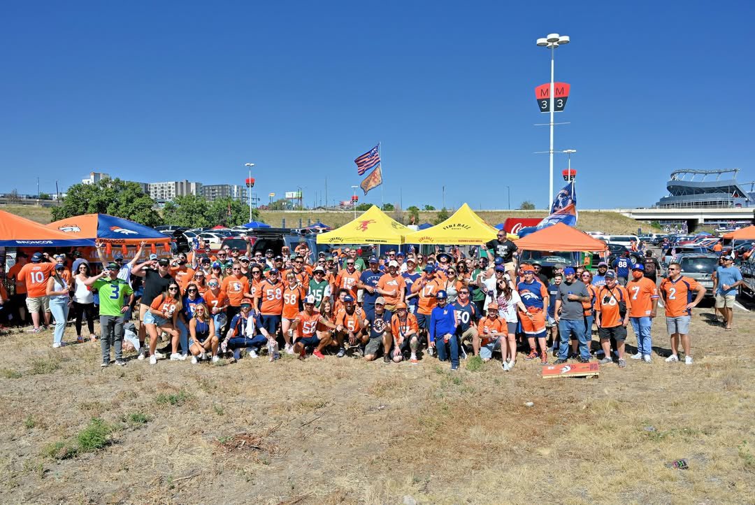 Tailgreeter tweet media