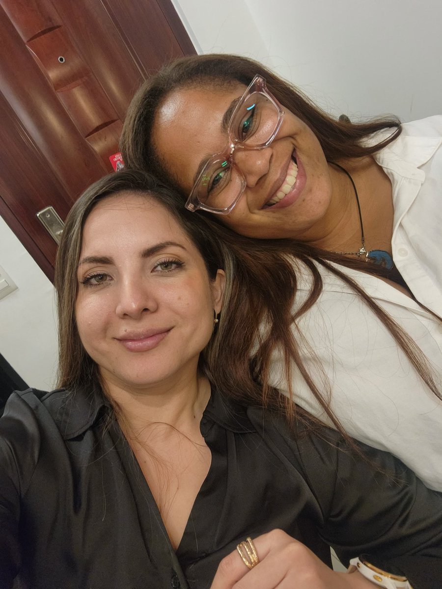 Llegué a Guayaquil cuando tenía 14 entrando a los  15 años. La Red fue uno de los espacios que me formó para ser el ser humano que soy hasta hoy, con la convicción de que hay temas no negociables y que es justamente ahí donde lo humano se encuentra y se defiende.

Fueron años de