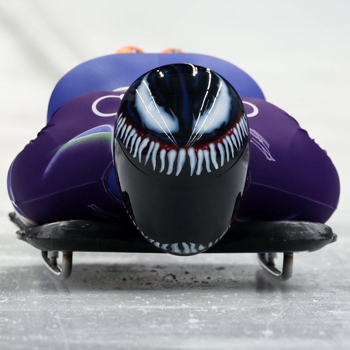 This Venom helmet 😮‍💨🔥

Austin Florian rocked it while competing in Men's Skeleton for Team USA
