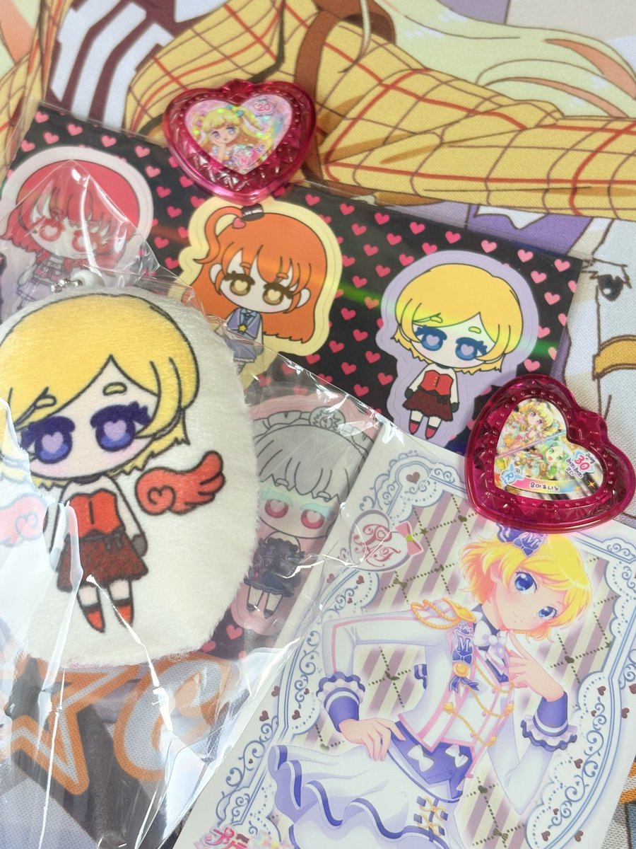 🎀이벤 당첨 후기🎀

너무너무 예쁜 쿠션 키링 이벤트에 당첨되어서 영광입니다🥹✨
요즘은 준등기가 도착하면 문자가 안오는지 온줄도 모르고 있었어요😭
진짜 실물 너무 예쁘고 보자마자 소리지를 뻔 했습니다ㅠㅠ 소중히 간직할게요🫶
이벤트 열어주셔서 감사합니다💕💕