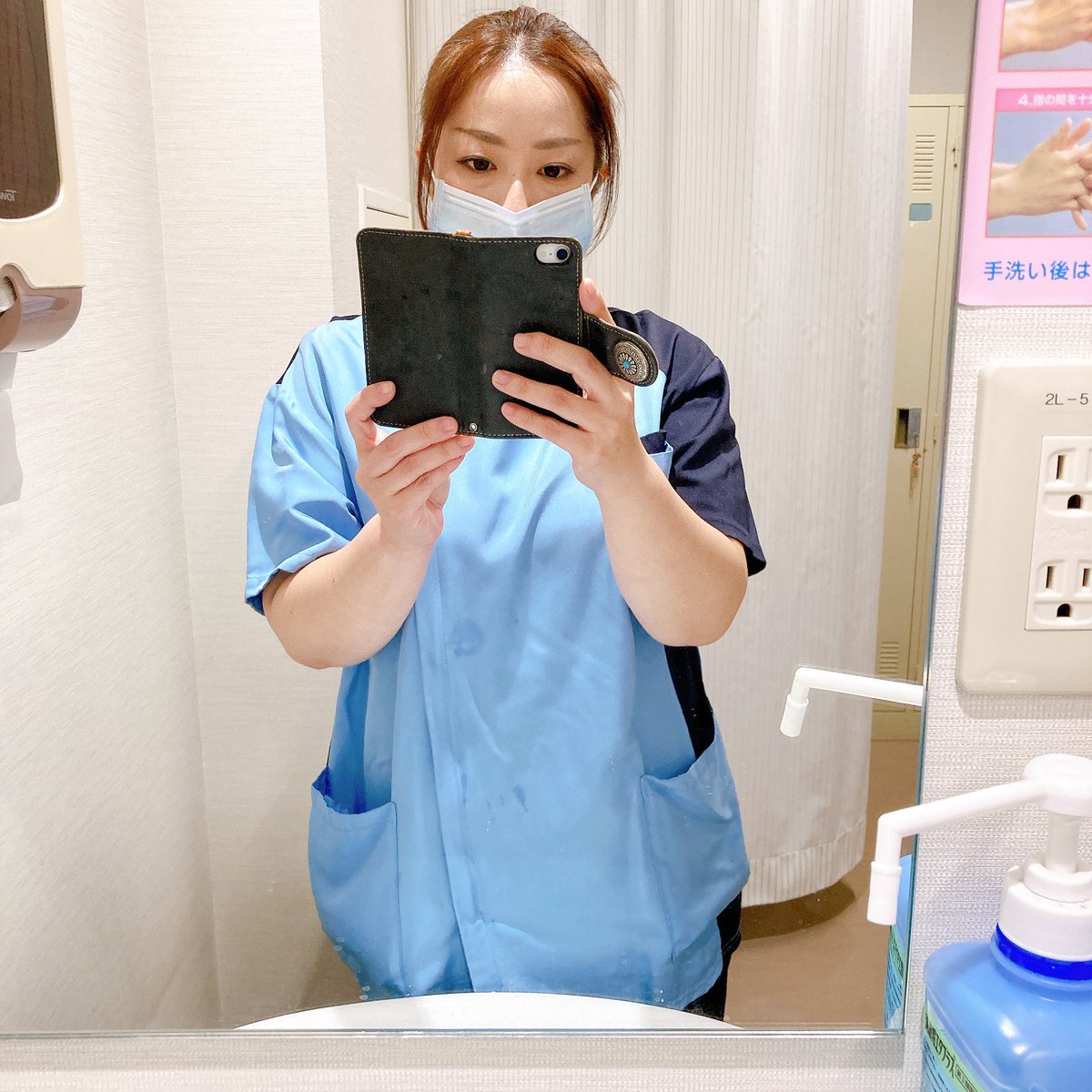 kouki3042's tweet image. 昨日は結局ブル入り過ぎて楽しくなっちゃって🥳寝たの？帰ったの？4:30😪

とてつもなく眠いけど、午後も頑張るマン🔥

(ニキビが沢山できてるのは、 絶対 #HIDEOUT 飯のせい…😶‍🌫️)