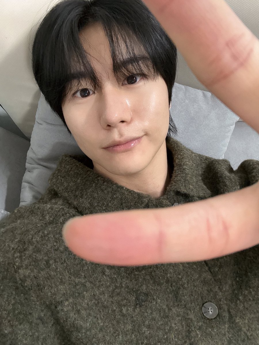 오늘 조금만 더 힘내보자구 식구들💪✌️