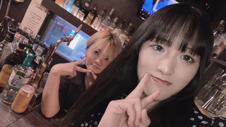 2月13時　金曜日　CoCoは

19:00から5:00までの営業になります
少しずつ暖かくなっていますね明日はバレンタイン💘デーチョコレート用意してますので遊びにいらして下さいねお待ちしてます

13日金　クミ　ゆりうす　ミク
14日土　ことり　ゆりうす　せり　ミク
15日日　せり　ミク