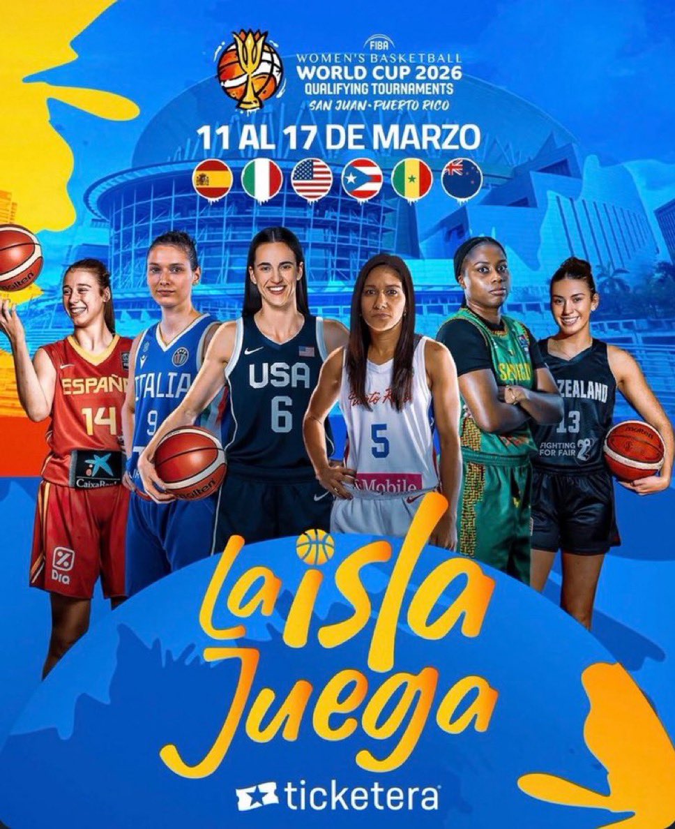 PlayoffsFever's tweet image. This is how the world sees @usabasketball with @CaitlinClark22 in the photo!!!