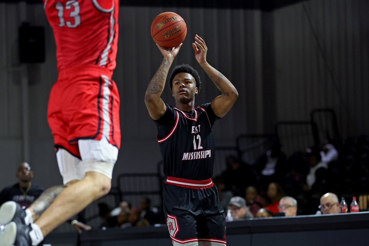 EMCC Athletics tweet media