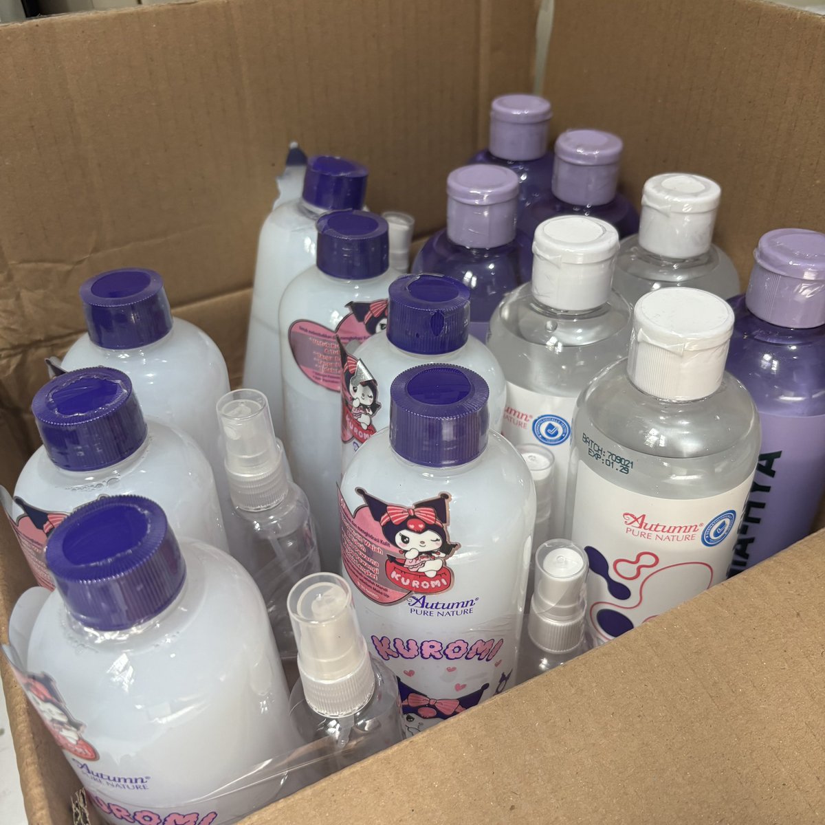 jangansedi's tweet photo. apakahhh kalian sudah siap buat war besok jam 19:45?? https://t.co/lmWDDJWeIW